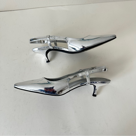 NEW Kenneth Cole Reaction Maggie Silver Kitten Heels Women's Slingback Sz 7M - Picture 7 of 13